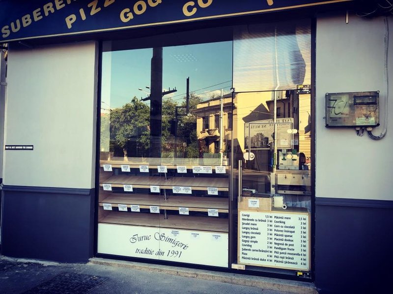 Patisera cu experienta si modelator.